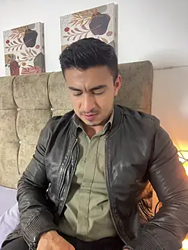 Snapshot of Chris_Clarck chatting on November 18, 2025, 7:29 pm Chris Clarck online show from November 18, 2025, 7:29 pm