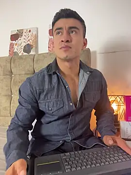 Snapshot of Chris_Clarck chatting on January 8, 2026, 8:33 pm Chris Clarck online show from January 8, 2026, 8:33 pm