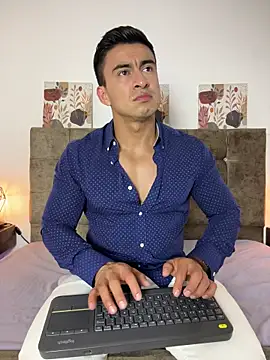 Snapshot of Chris_Clarck chatting on January 13, 2026, 8:14 pm Chris Clarck online show from January 13, 2026, 8:14 pm