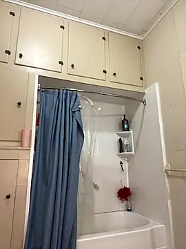 tgetnasty online show from November 17, 2025, 5:41 pm