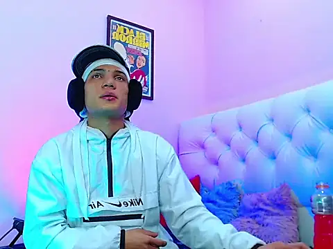 bad boy hottx online show from November 2, 2025, 5:54 am