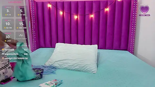 momsstory online show from November 14, 2025, 2:54 am