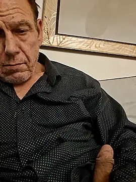 Snapshot of rando120001 chatting on May 5, 2026, 2:19 am rando120001 online show from May 5, 2026, 2:19 am