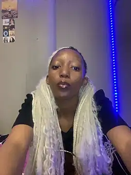 Freaky-E online show from November 11, 2025, 5:13 pm