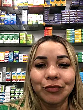 imoly  online show from November 17, 2025, 7:08 pm