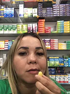 imoly  online show from November 18, 2025, 6:01 pm