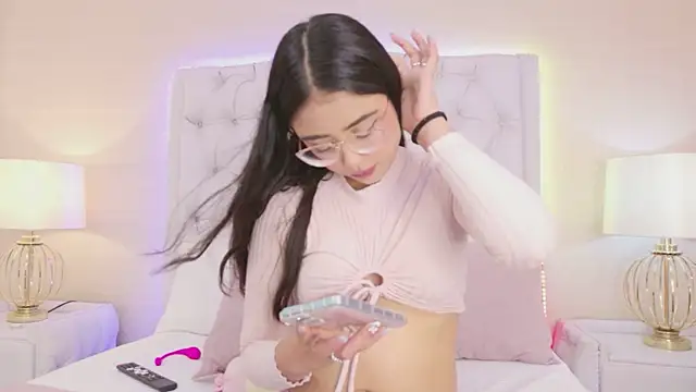 ScarlettPetrova online show from January 9, 2026, 11:46 am