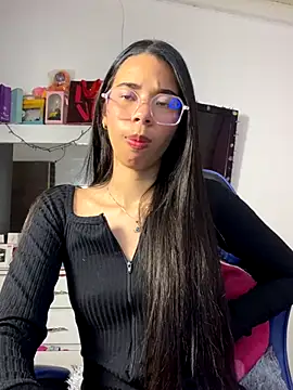 Snapshot of Milleradhara24 chatting on November 28, 2025, 6:54 pm Milleradhara24 online show from November 28, 2025, 6:54 pm