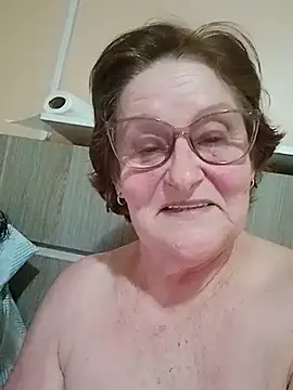 cremiudes online show from November 4, 2025, 7:57 pm