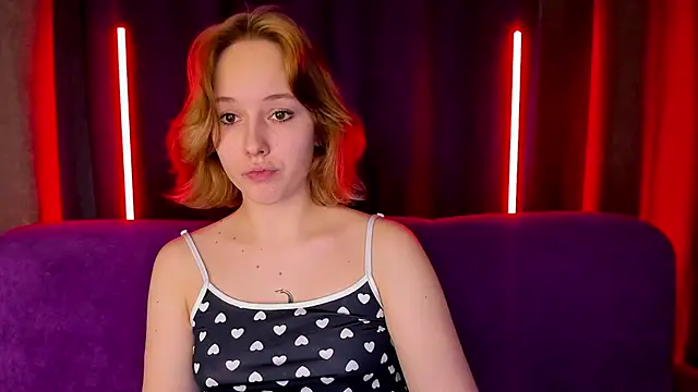 RikkiChoco online show from February 5, 2026, 8:19 am