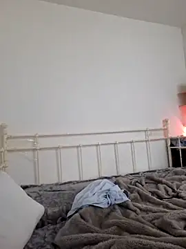 rebebia13 online show from November 22, 2025, 12:15 pm