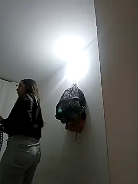 naughtygoddesss  online show from January 19, 2026, 3:43 am