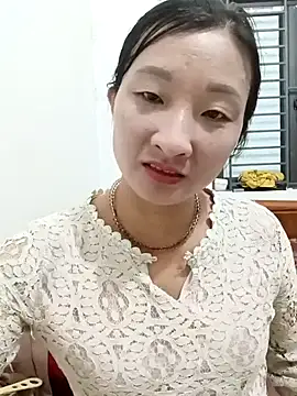 wees-lind online show from November 17, 2025, 1:17 pm