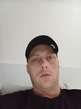 BigTla90 online show from May 20, 2026, 7:09 pm