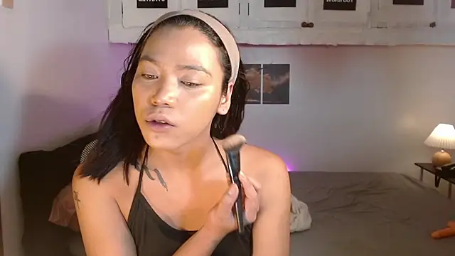 Snapshot of CassieXValeriee chatting on June 10, 2026, 4:50 pm CassieXValeriee online show from June 10, 2026, 4:50 pm