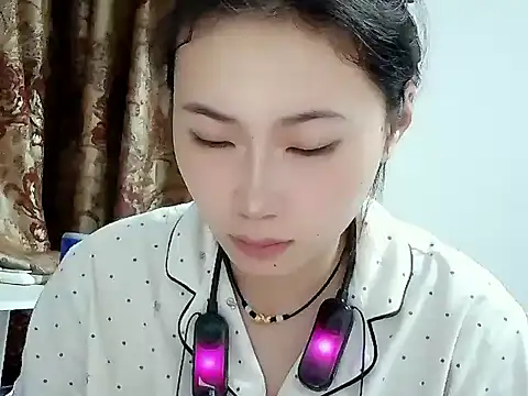 Fyy777777 online show from November 9, 2025, 10:30 pm