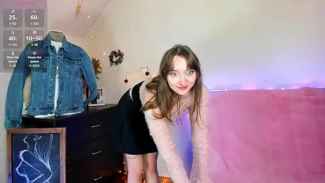 TinyMuse  online show from January 12, 2026, 6:18 am