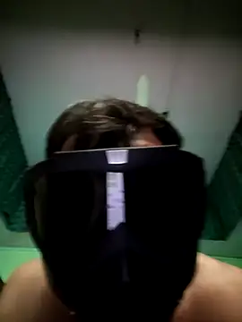 Snapshot of kabirraw chatting on November 23, 2025, 10:37 am kabirraw online show from November 23, 2025, 10:37 am