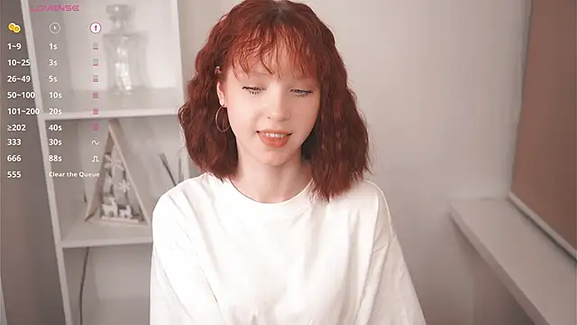 Snapshot of MaisieStarlight chatting on February 2, 2026, 5:22 pm MaisieStarlight online show from February 2, 2026, 5:22 pm