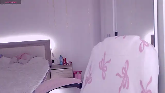 RachelVegass online show from March 20, 2026, 1:05 pm