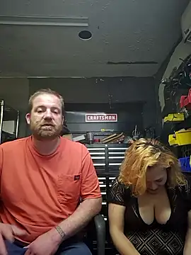 Snapshot of Eclipsedice chatting on December 2, 2025, 3:23 am Eclipsedice online show from December 2, 2025, 3:23 am