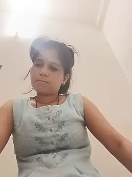 Snapshot of Sanjna_babby chatting on June 10, 2026, 1:21 pm Sanjna babby online show from June 10, 2026, 1:21 pm