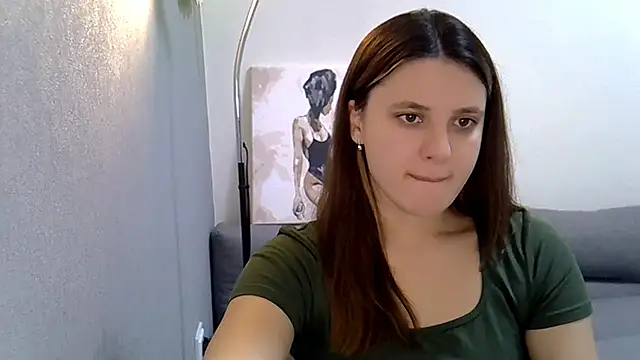 KiraHoney online show from December 2, 2025, 8:59 pm