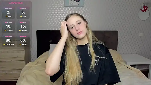 blondy rina online show from November 11, 2025, 11:27 pm