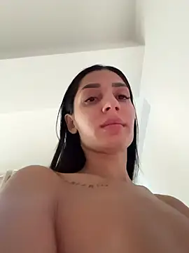 Snapshot of VickyM99 chatting on November 13, 2025, 6:23 am VickyM99 online show from November 13, 2025, 6:23 am