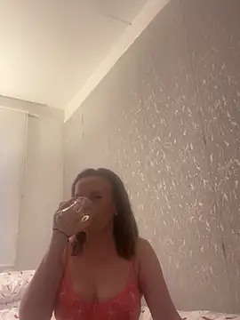 Sexy-Skye121 online show from June 23, 2026, 8:51 pm