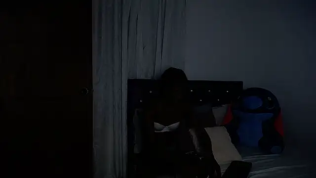 Snapshot of BryanaSmiths chatting on November 12, 2025, 12:33 am BryanaSmiths online show from November 12, 2025, 12:33 am