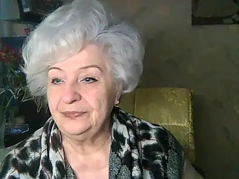 Snapshot of ValeriaKroww chatting on April 25, 2026, 5:10 am ValeriaKroww online show from April 25, 2026, 5:10 am