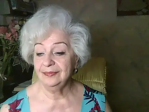 Snapshot of ValeriaKroww chatting on June 3, 2026, 5:54 am ValeriaKroww online show from June 3, 2026, 5:54 am
