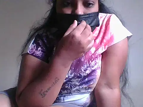 Snapshot of Mathi_cam chatting on December 1, 2025, 4:39 am Mathi cam online show from December 1, 2025, 4:39 am