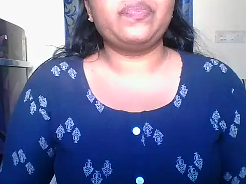 Snapshot of Mathi_cam chatting on January 14, 2026, 5:13 am Mathi cam online show from January 14, 2026, 5:13 am