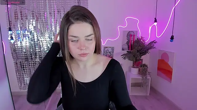 Snapshot of melanie_neal chatting on November 29, 2025, 3:37 pm melanie neal online show from November 29, 2025, 3:37 pm