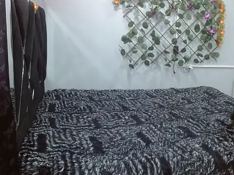 Snapshot of Andrea04_hot chatting on November 10, 2025, 7:57 pm Andrea04 hot online show from November 10, 2025, 7:57 pm