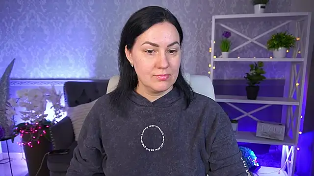 VelvetLuck online show from March 6, 2026, 1:40 pm