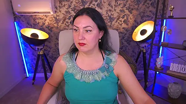 VelvetLuck online show from July 21, 2026, 12:51 pm