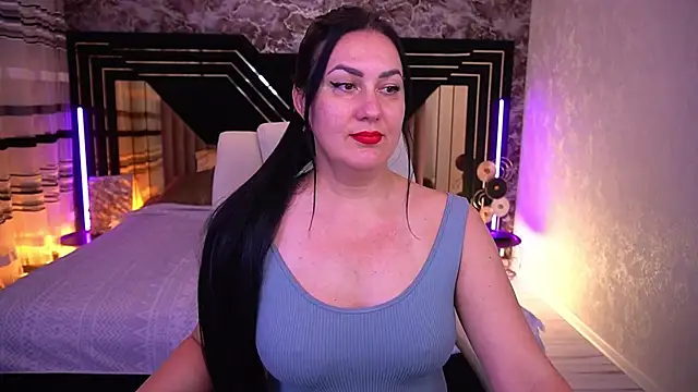 VelvetLuck online show from July 28, 2026, 3:54 pm