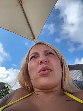 melisboa online show from February 6, 2026, 6:11 pm