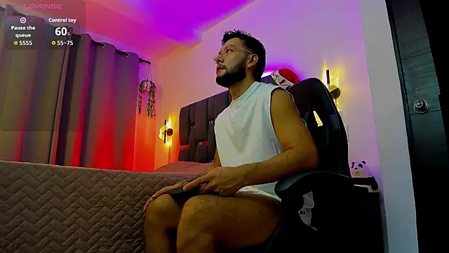 noah corvelle online show from December 18, 2025, 12:44 pm