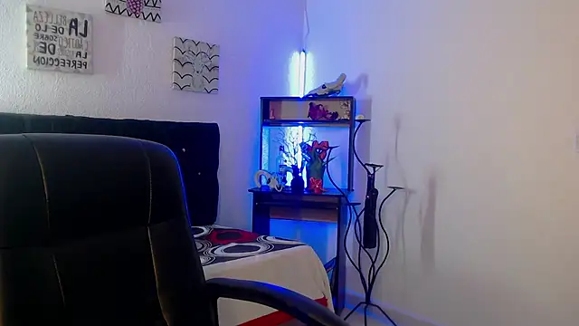 D4ni king online show from November 6, 2025, 2:23 am