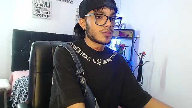 D4ni king online show from November 7, 2025, 2:11 am