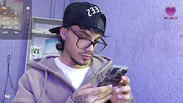 D4ni king online show from November 18, 2025, 2:50 am