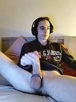 Volkenlieds online show from November 16, 2025, 6:13 pm