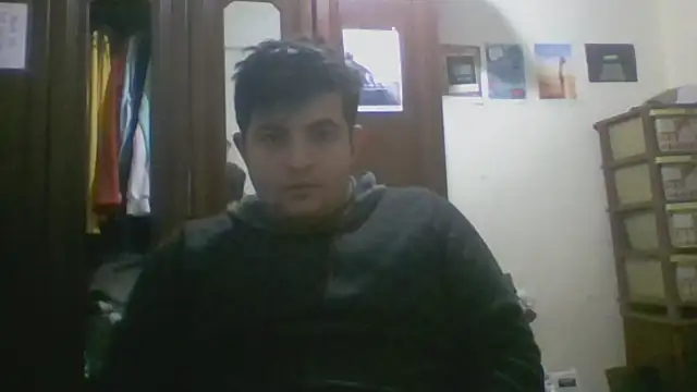 Snapshot of Muvvt chatting on December 3, 2025, 5:00 pm Muvvt online show from December 3, 2025, 5:00 pm