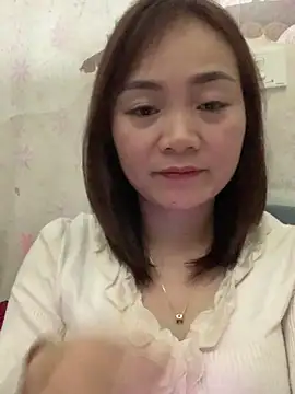 Snapshot of Bana-gibee chatting on December 1, 2025, 3:17 pm Bana-gibee online show from December 1, 2025, 3:17 pm