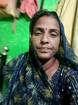 Hotgirl AD online show from November 9, 2025, 4:00 am