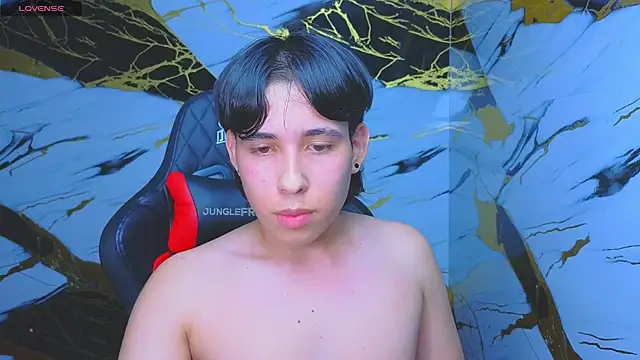 Suarezz10  online show from November 15, 2025, 1:36 am